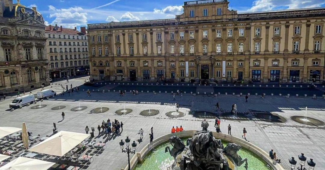 Vieux Lyon, Visiter Lyon, Guide Lyon, Tourisme Lyon, Visite Lyon, Place des Terrreaux