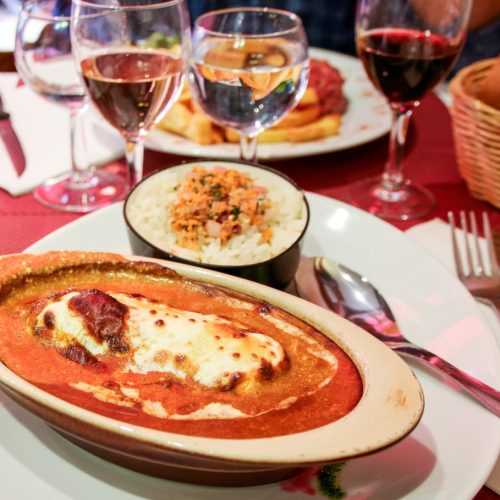 quenelle at lyon specialités lyonnaises, Visiter Lyon, Guide Lyon, Visite guidée Lyon