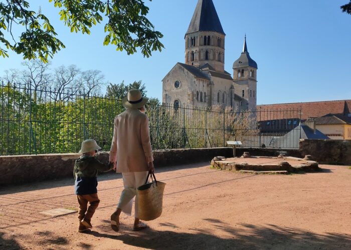 Abbaye de Cluny, Guide Abbaye de Cluny